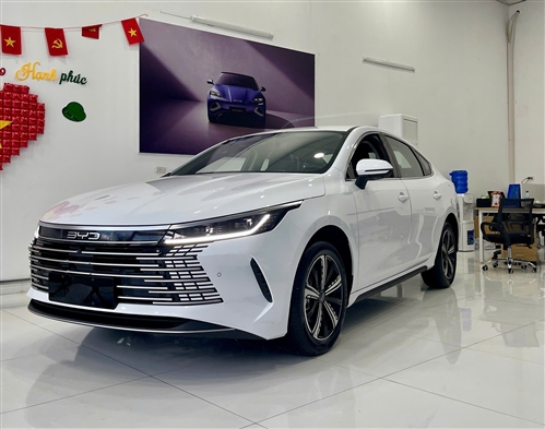 BYD Seal 5 DM-i: Giá Bán, Thông Số & Đánh Giá Chi Tiết Sedan Hybrid Cắm Sạc “Ăn Xăng Như Ngửi”